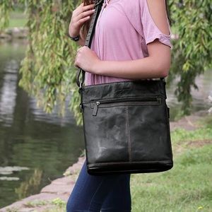 Jack Georges Voyager Crossbody Bag unisex black leather travel work business